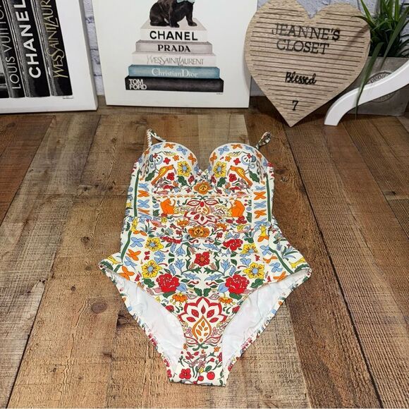 TORY BURCH
Lipsi Printed Underwire One Piece Swimsuit - Picture 11 of 12